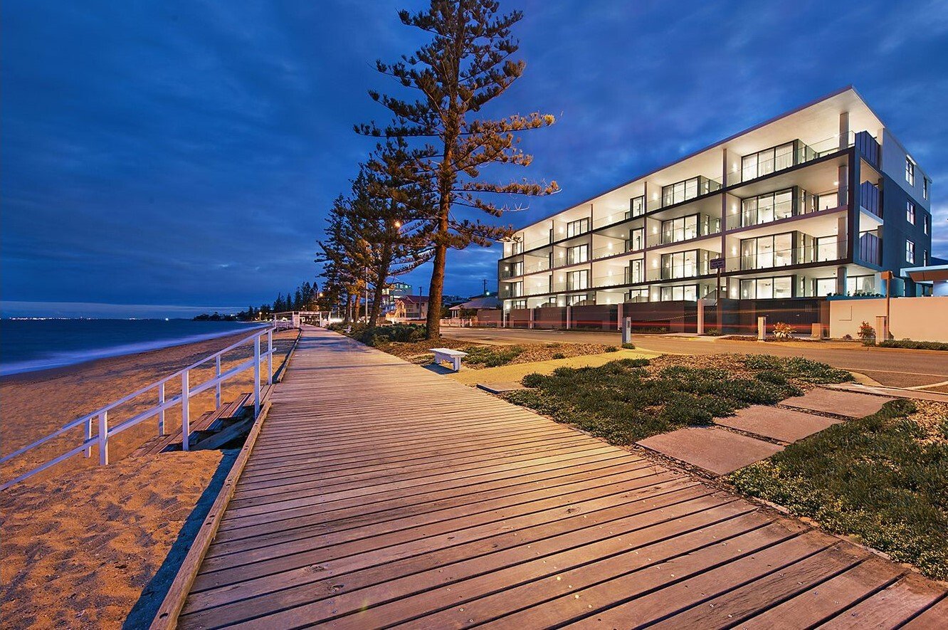 Bathers Beachside Apartments Margate
