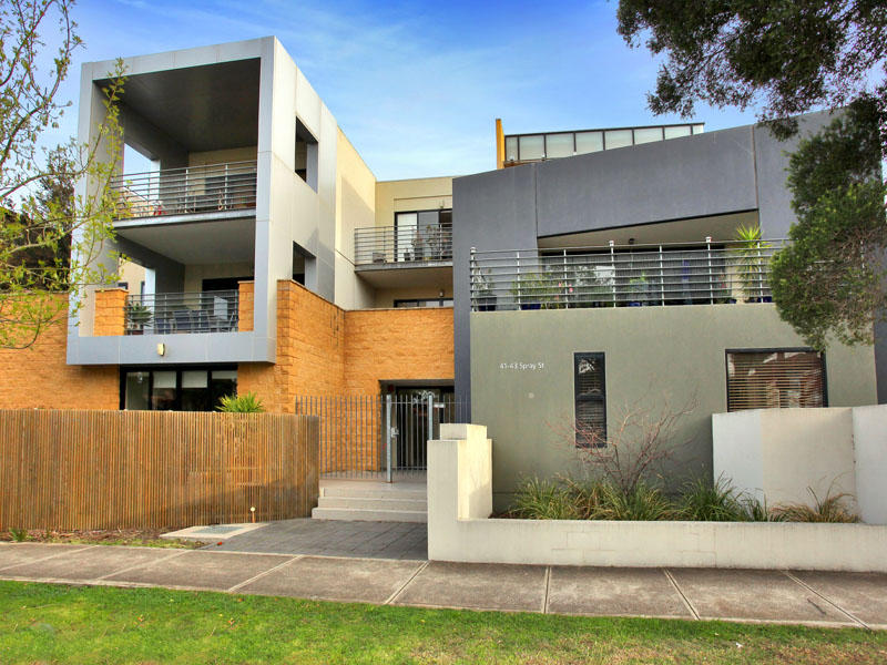 Spray Street Apartments, Victoria