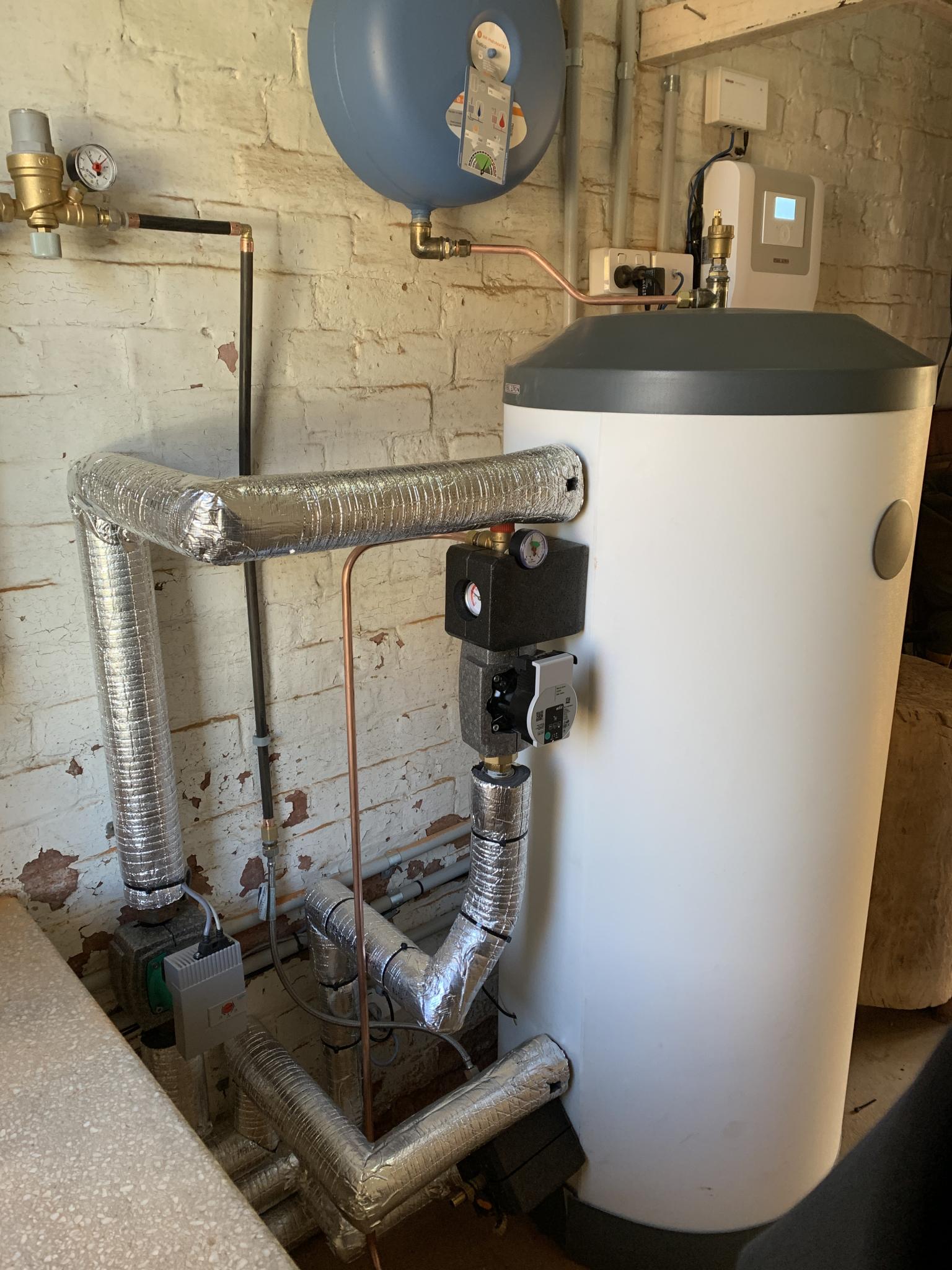 Kangiara Homestead STIEBEL ELTRON buffer tank and WPF heat pump controller