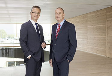 STIEBEL ELTRON Group Managing Directors Dr. Kai Schiefelbein and Dr. Nicholas Matten STIEBEL ELTRON Group Managing Directors Dr. Kai Schiefelbein and Dr. Nicholas Matten